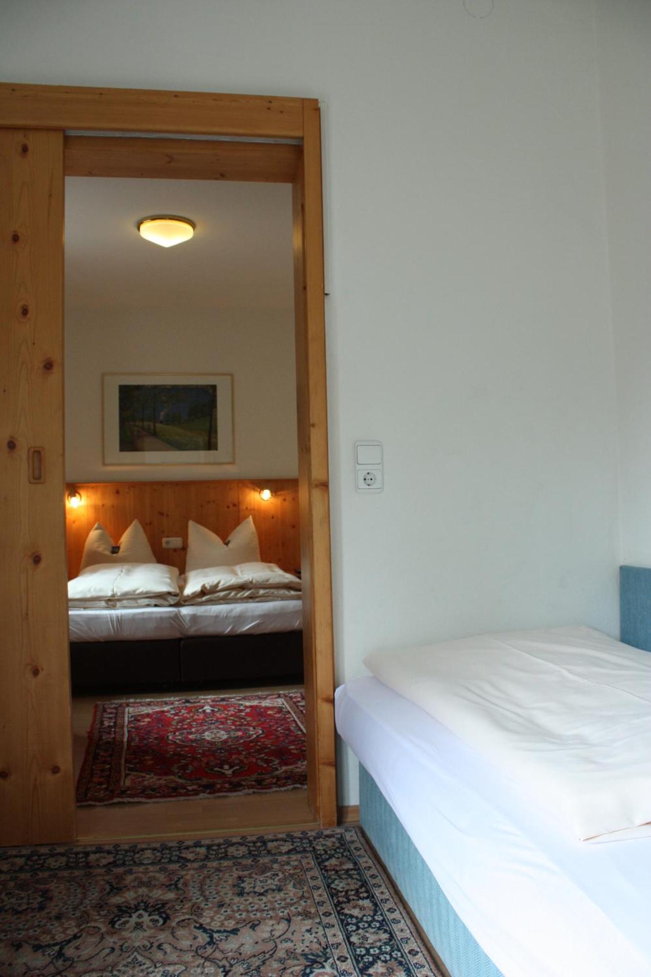 Hotel Garni Otto Huber Oberammergau Bilik gambar